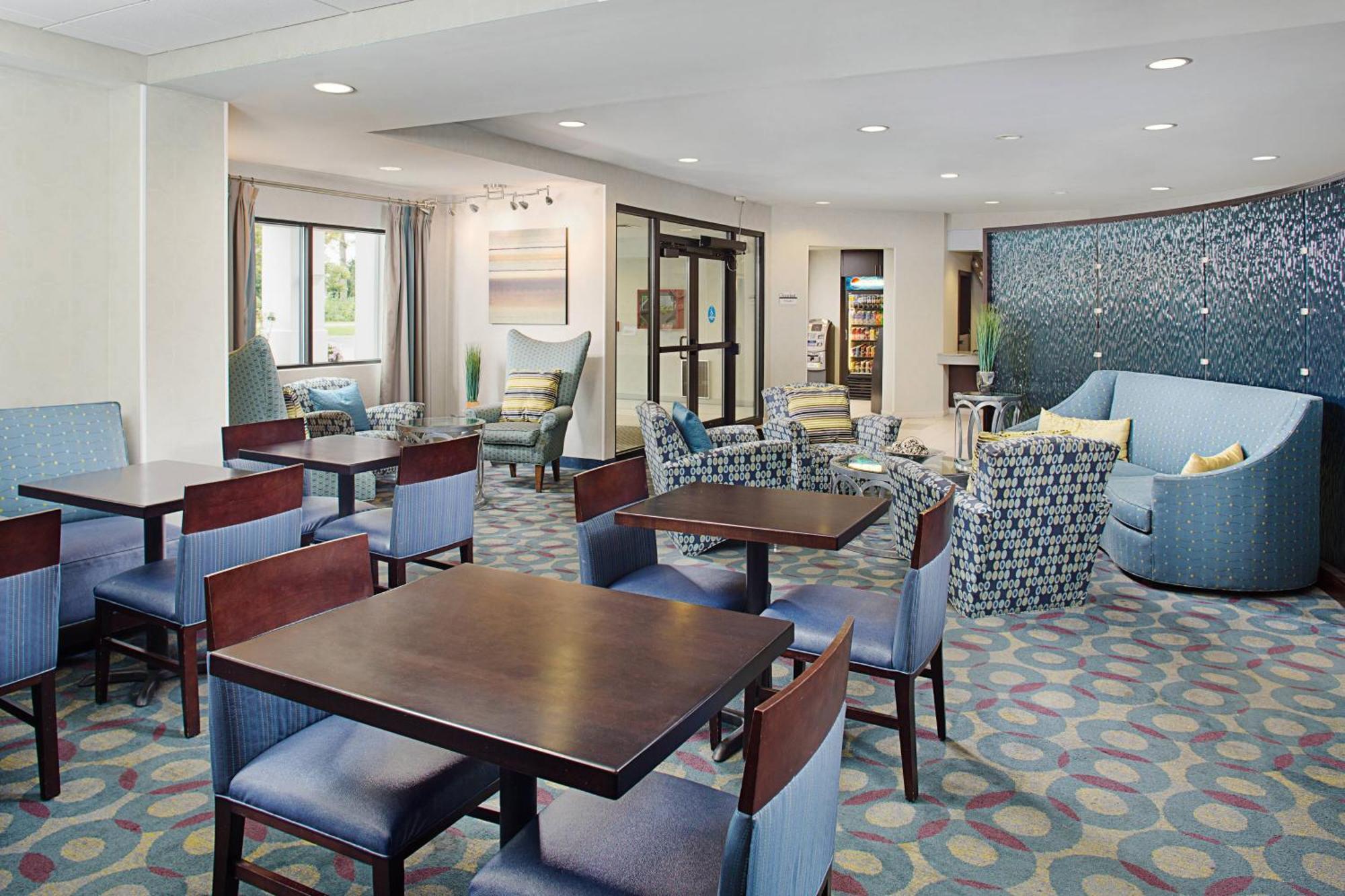 Springhill Suites Manchester-Boston Regional Airport Exterior foto
